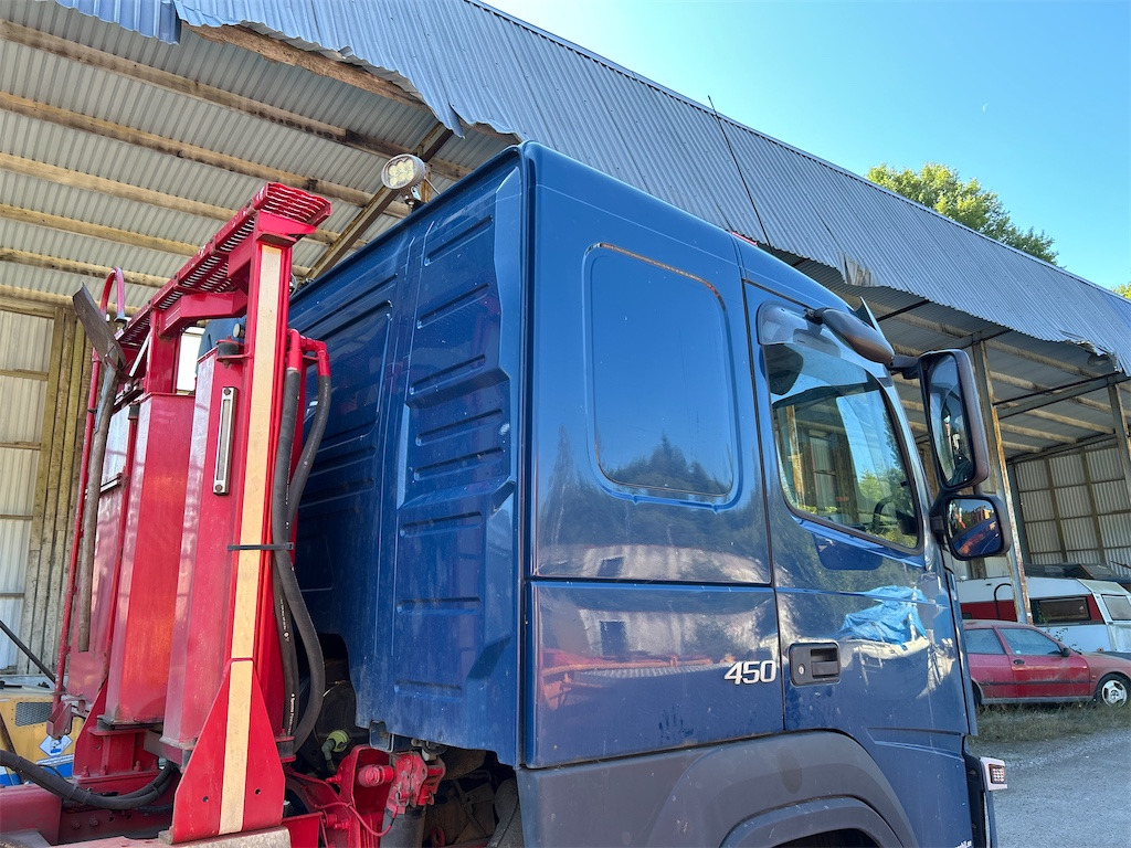 VOLVO FM 6*2 - Hook lift truck: picture 5 VOLVO FM 6*2 - Hook lift truck: picture 5