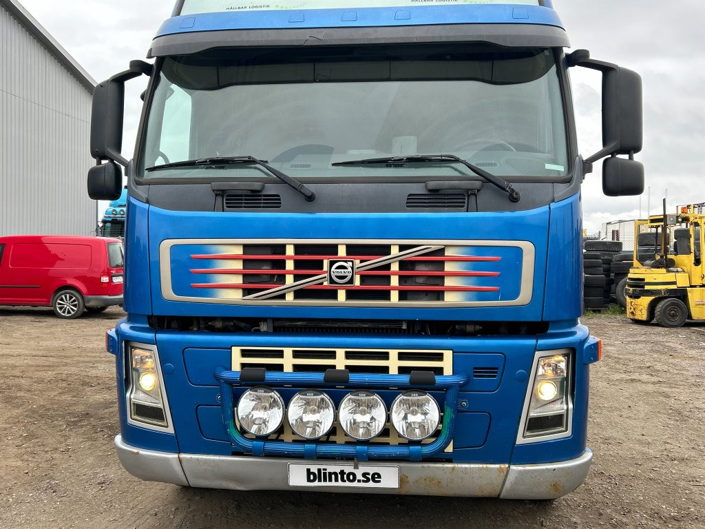 VOLVO FM12 6*2 - Tipper, Crane truck: picture 2 VOLVO FM12 6*2 - Tipper, Crane truck: picture 2