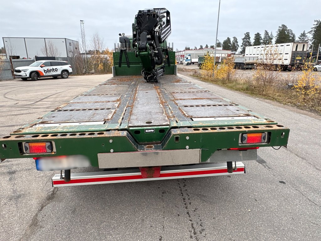 VOLVO - Dropside/ Flatbed truck, Crane truck: picture 4 VOLVO - Dropside/ Flatbed truck, Crane truck: picture 4