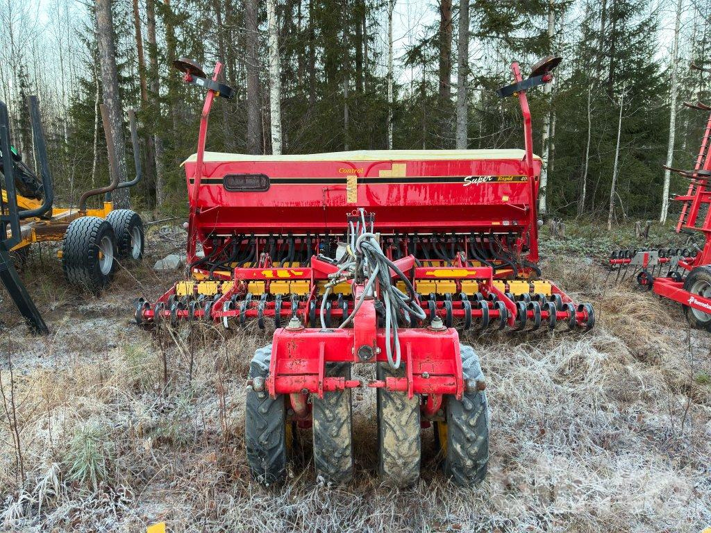 Väderstad Super Rapid 400 C - Seed drill: picture 2 Väderstad Super Rapid 400 C - Seed drill: picture 2