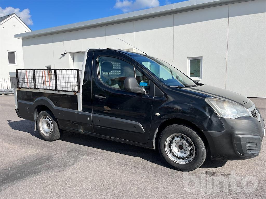 PEUGEOT - Van: picture 4 PEUGEOT - Van: picture 4