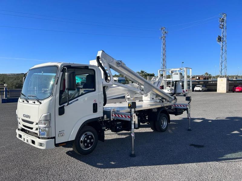 Isuzu HX200 - Truck mounted aerial platform: picture 3 Isuzu HX200 - Truck mounted aerial platform: picture 3