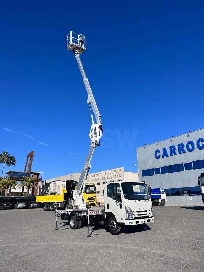 Isuzu HX200 - Truck mounted aerial platform: picture 4 Isuzu HX200 - Truck mounted aerial platform: picture 4