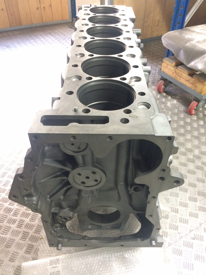 BASAMENTO MAN D2676 - EURO 6 - Crankcase: picture 4 BASAMENTO MAN D2676 - EURO 6 - Crankcase: picture 4