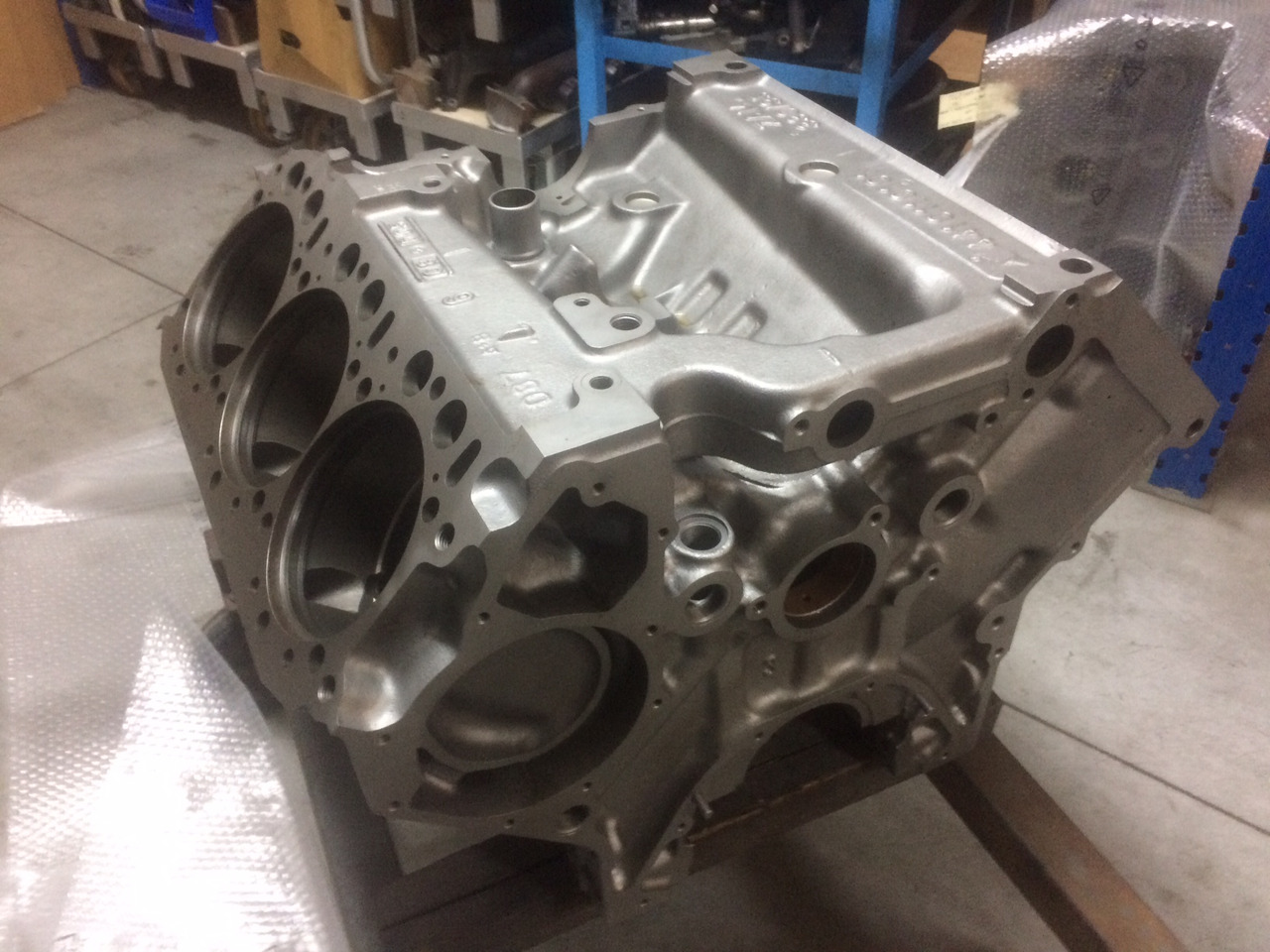 Crankcase BASAMENTO MERCEDES OM441 - RIF. MERCEDES 4410100208: picture 7