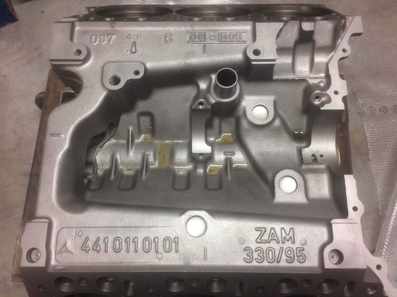 Crankcase BASAMENTO MERCEDES OM441 - RIF. MERCEDES 4410100208: picture 10