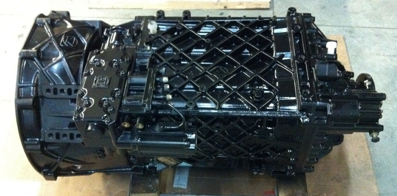 CAMBIO ZF 16S2220TO - Gearbox: picture 5 CAMBIO ZF 16S2220TO - Gearbox: picture 5