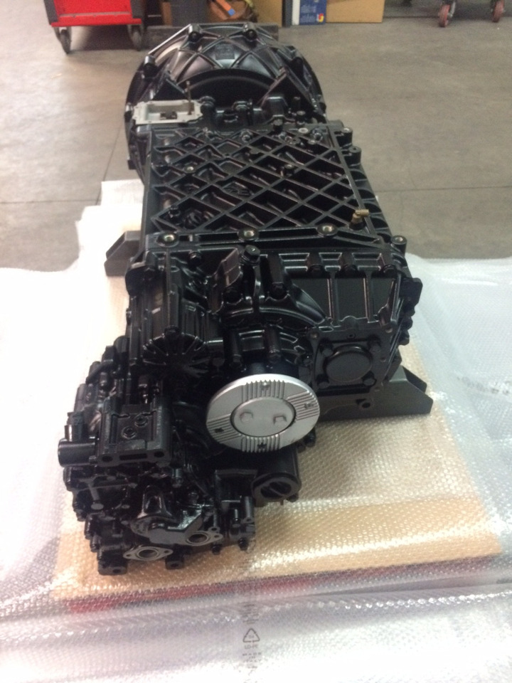 CAMBIO ZF 16S2321TD + IT - NEW ECOSPLIT - Gearbox: picture 5 CAMBIO ZF 16S2321TD + IT - NEW ECOSPLIT - Gearbox: picture 5