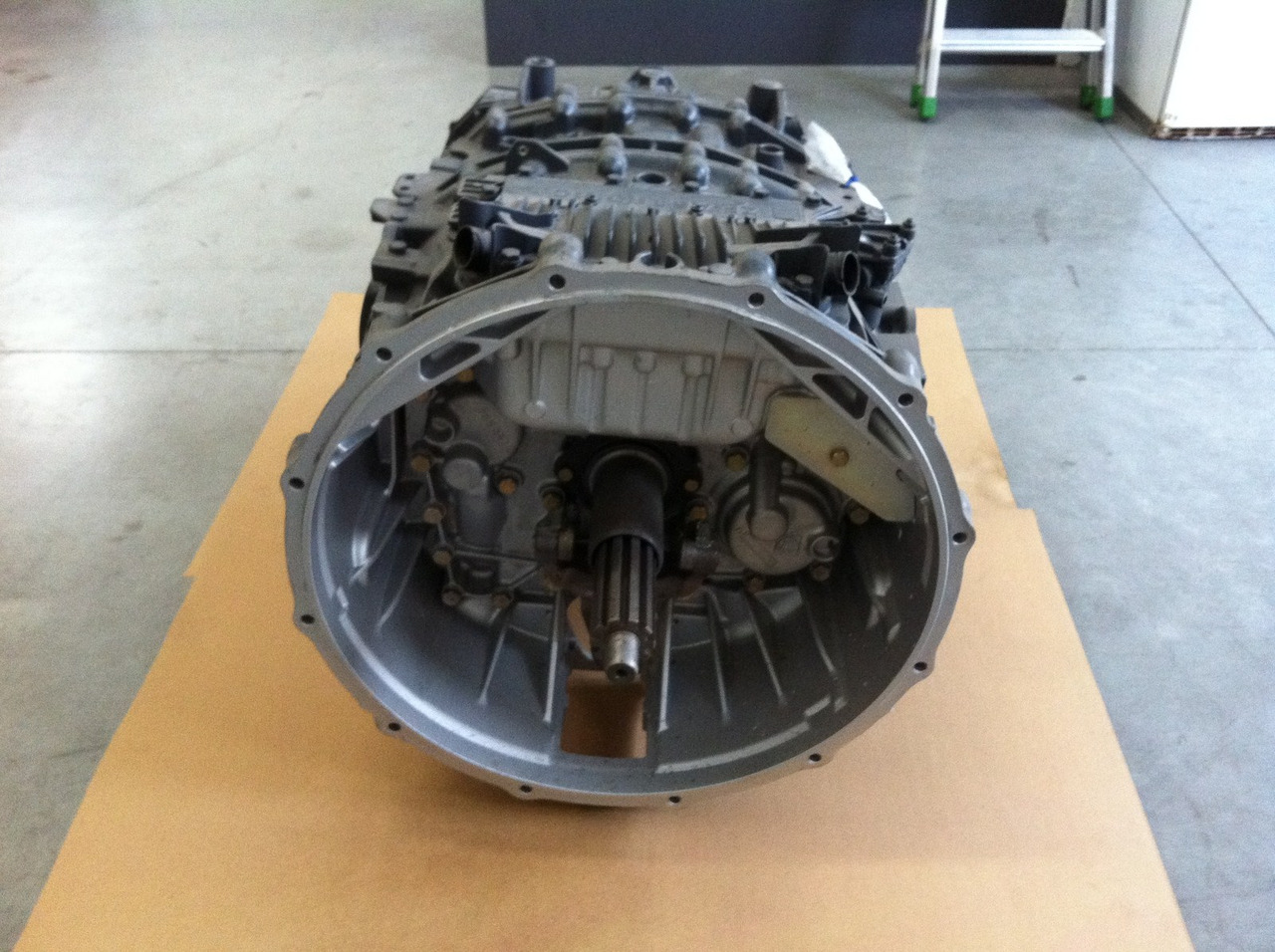 CAMBIO ZF ASTRONIC 12AS2330TD - Gearbox: picture 3 CAMBIO ZF ASTRONIC 12AS2330TD - Gearbox: picture 3