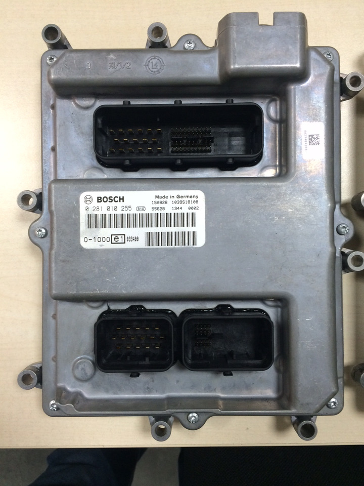 DISPOSITIVO COMANDO EDC BOSCH 0281010255 - ECU: picture 1 DISPOSITIVO COMANDO EDC BOSCH 0281010255 - ECU: picture 1