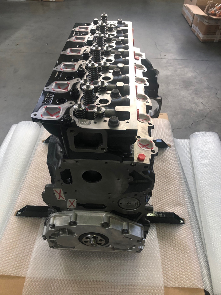 LONGBLOCK MERCEDES OM926LA-HLA / MERCEDES-OM926LA HLA - Cylinder block: picture 5 LONGBLOCK MERCEDES OM926LA-HLA / MERCEDES-OM926LA HLA - Cylinder block: picture 5