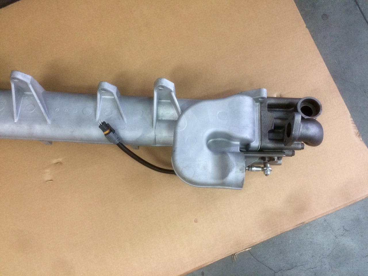 MODULO EGR (modulo ricircolo gas di scarico) - Motori MAN D2066 / D2676 - Euro 3 / Euro 4 - RIF. MAN 51081007047 - 51081007060 - 51081007063 - 51081007196 - EGR cooler: picture 5 MODULO EGR (modulo ricircolo gas di scarico) - Motori MAN D2066 / D2676 - Euro 3 / Euro 4 - RIF. MAN 51081007047 - 51081007060 - 51081007063 - 51081007196 - EGR cooler: picture 5