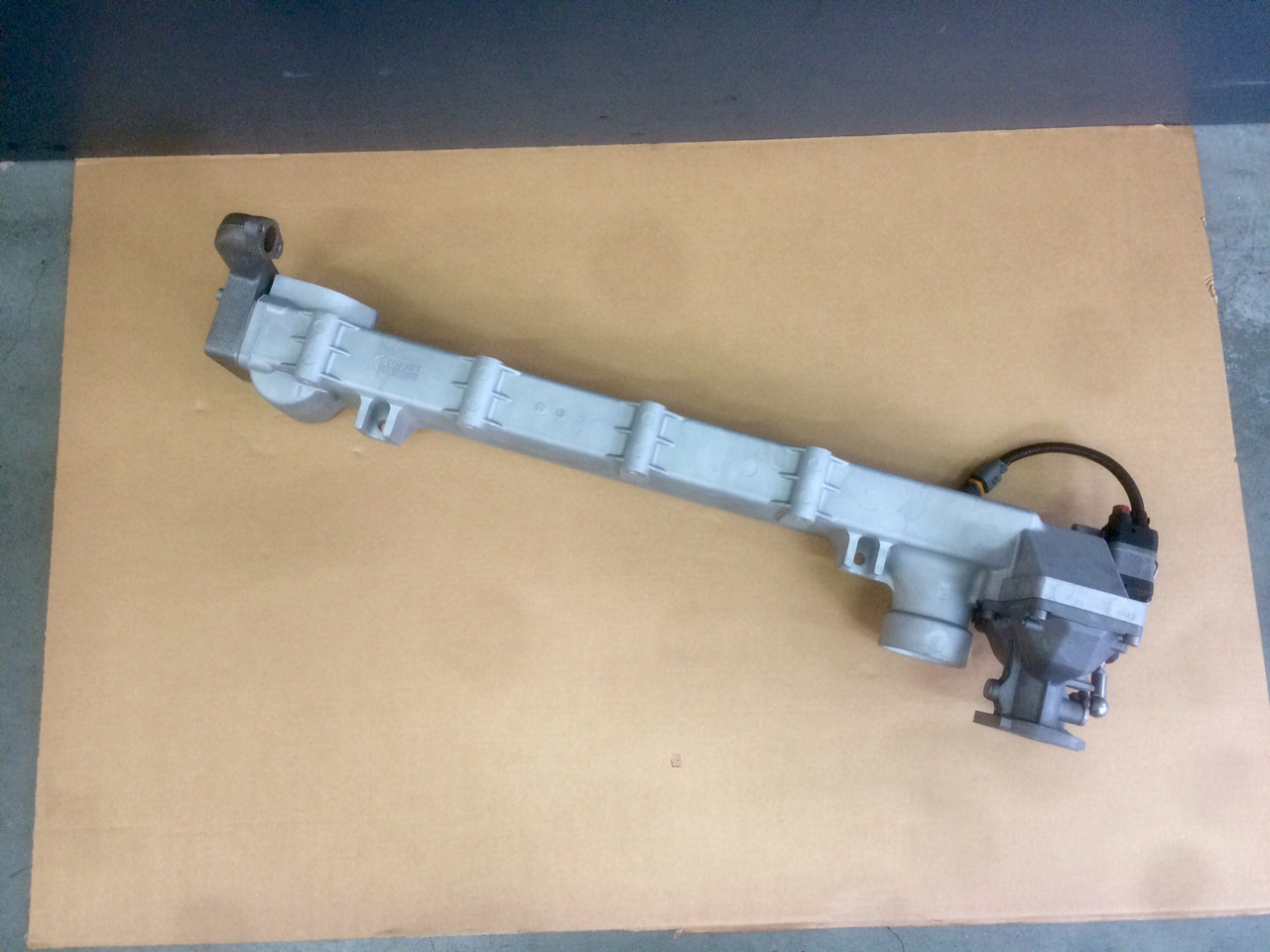 MODULO EGR (modulo ricircolo gas di scarico) - Motori MAN D2876 Common Rail - Euro 3 - RIF. MAN 51081007045 - 51081007054 - 51081007057 - 51081007087 - EGR cooler: picture 2 MODULO EGR (modulo ricircolo gas di scarico) - Motori MAN D2876 Common Rail - Euro 3 - RIF. MAN 51081007045 - 51081007054 - 51081007057 - 51081007087 - EGR cooler: picture 2