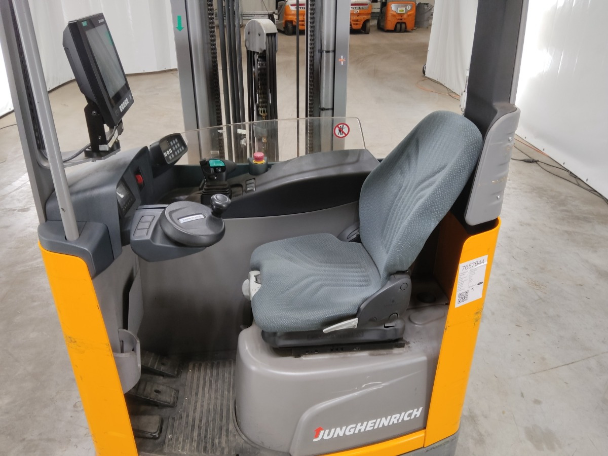 Jungheinrich ETV214 - Reach truck: picture 3 Jungheinrich ETV214 - Reach truck: picture 3