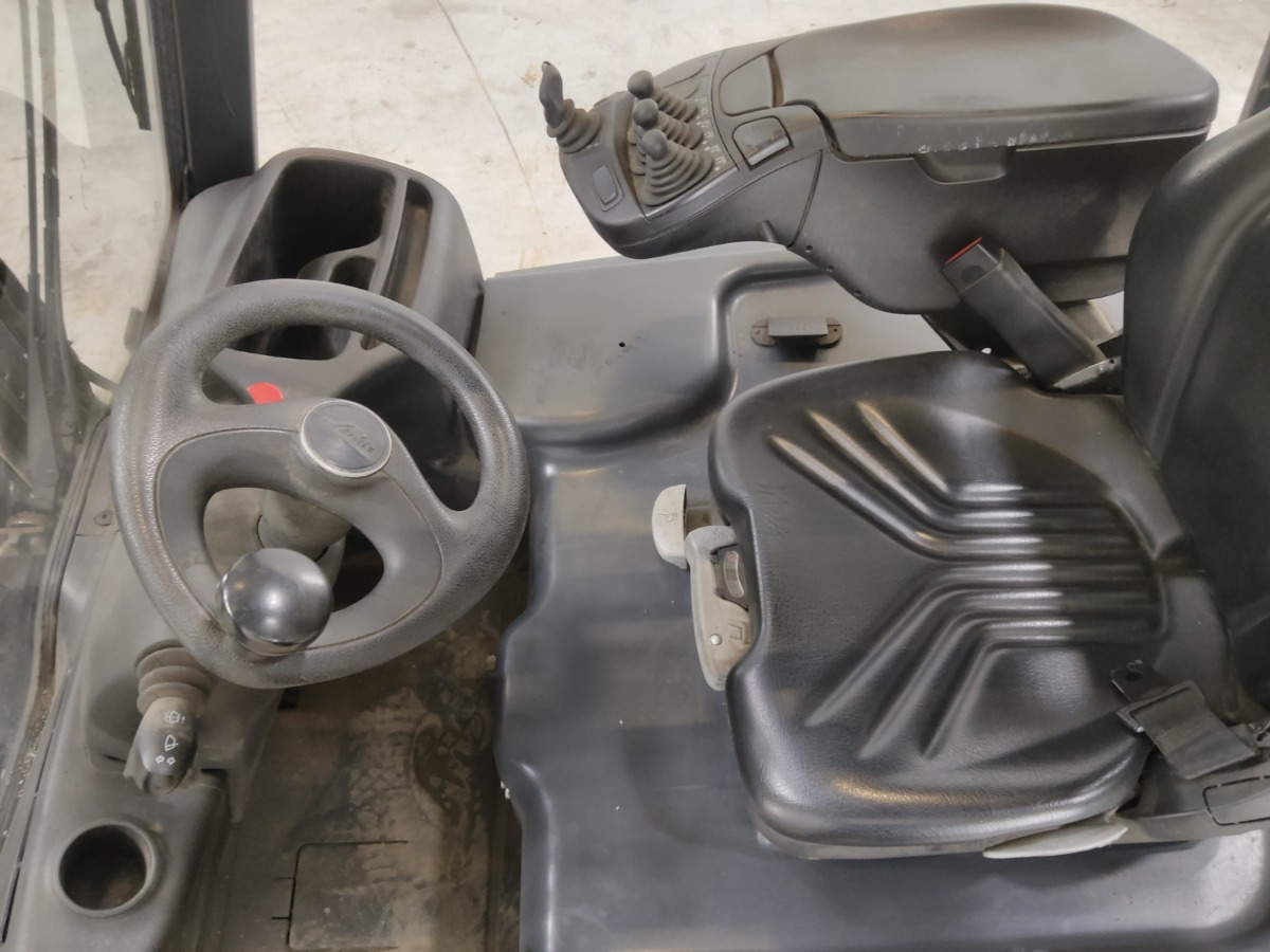 Linde E16-02 - Electric forklift: picture 3 Linde E16-02 - Electric forklift: picture 3