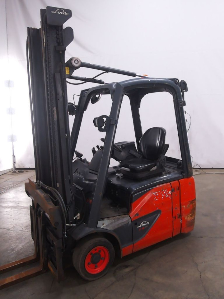 Linde E16C-02 - Electric forklift: picture 5 Linde E16C-02 - Electric forklift: picture 5