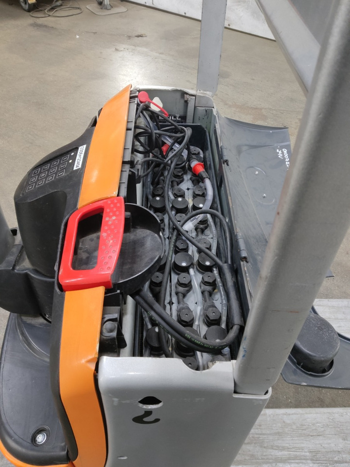 Still EXU16/BATT.NEU - Pallet truck: picture 4 Still EXU16/BATT.NEU - Pallet truck: picture 4