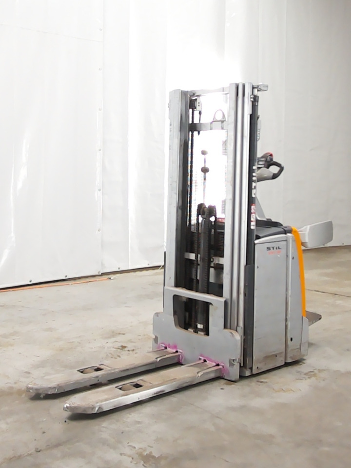 Still EXV-SF14 - Stacker: picture 1 Still EXV-SF14 - Stacker: picture 1