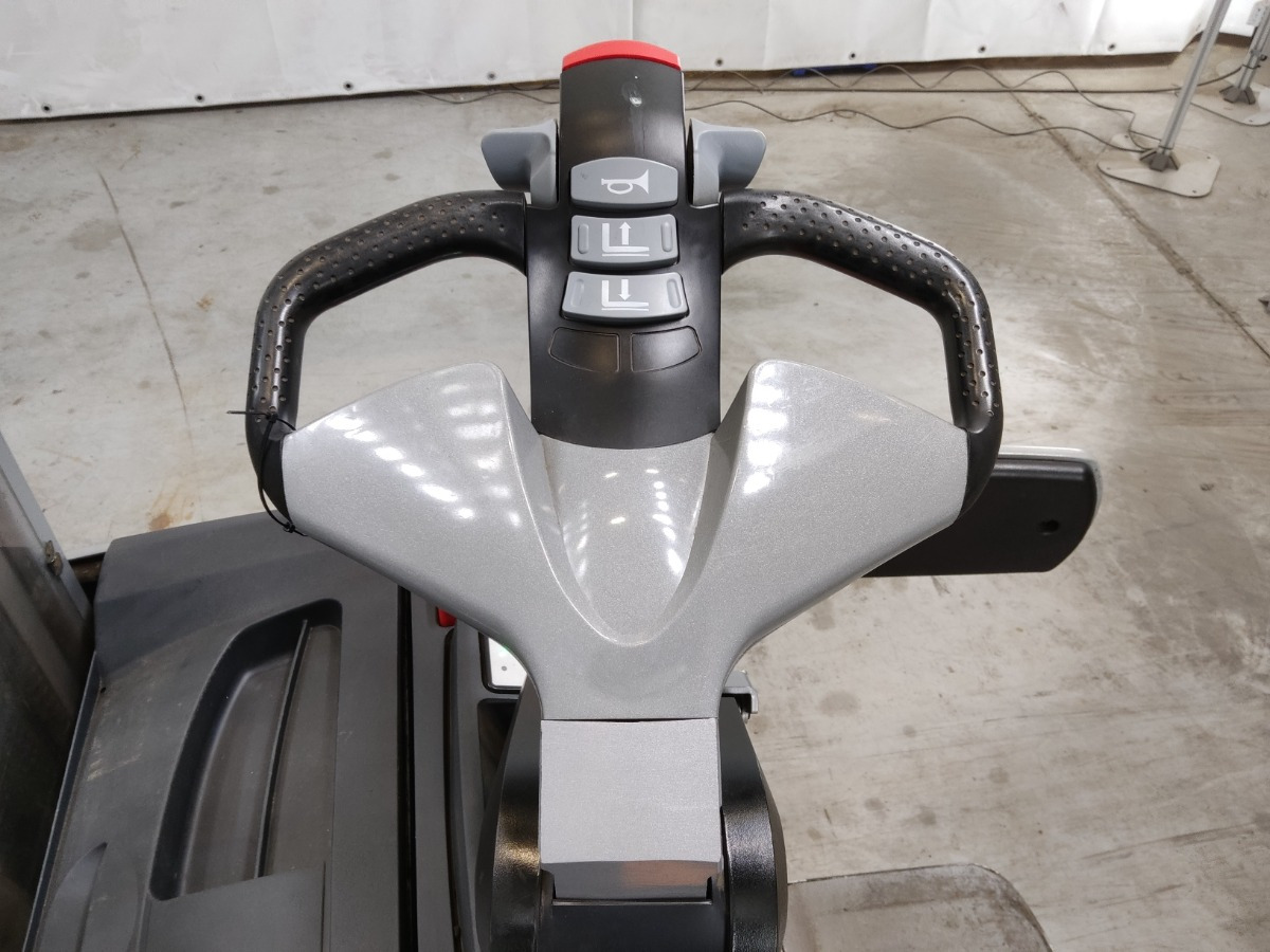 Still EXV-SF14 - Stacker: picture 3 Still EXV-SF14 - Stacker: picture 3