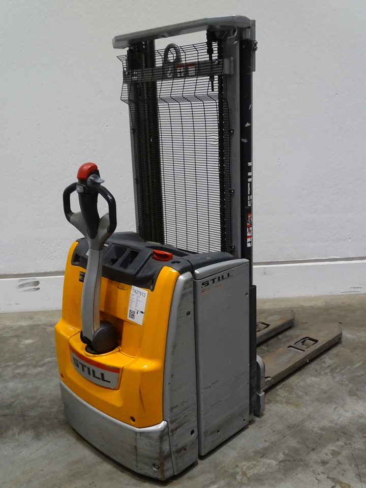 Still EXV14 - Stacker: picture 2 Still EXV14 - Stacker: picture 2