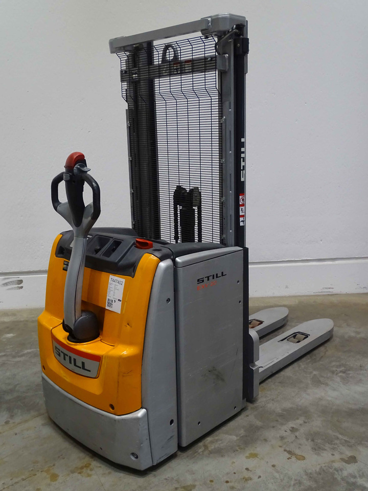 Still EXV20 - Stacker: picture 2 Still EXV20 - Stacker: picture 2