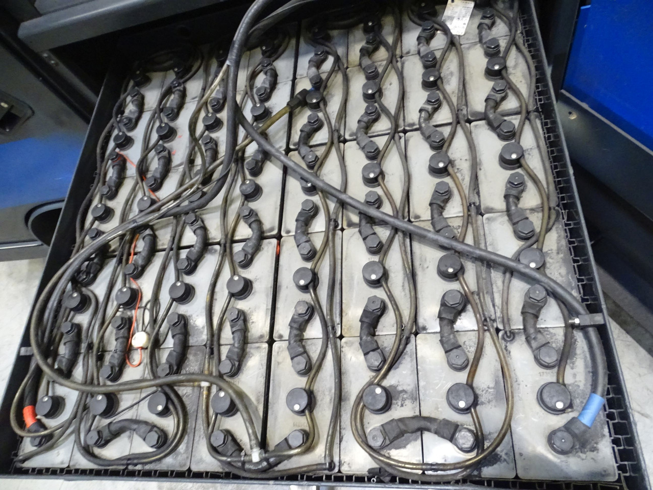 Still R07-25 - Tow tractor: picture 4 Still R07-25 - Tow tractor: picture 4