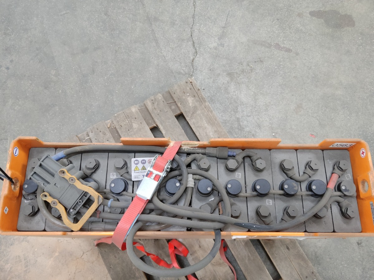 Weitere 24V465AH - Battery for Material handling equipment: picture 3 Weitere 24V465AH - Battery for Material handling equipment: picture 3