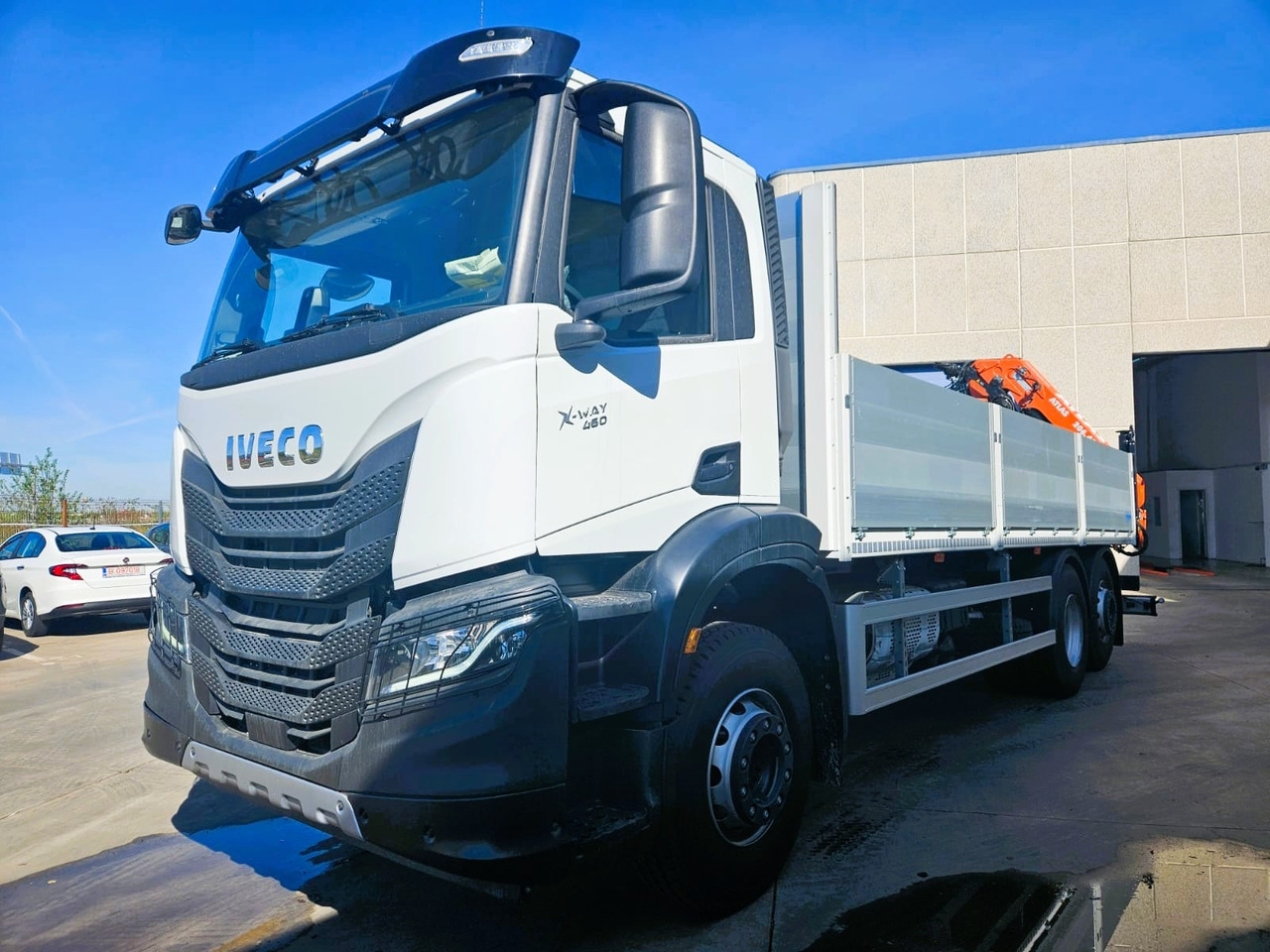 Iveco X-Way AD300X46Z HR ON+ - Dropside/ Flatbed truck, Crane truck: picture 1 Iveco X-Way AD300X46Z HR ON+ - Dropside/ Flatbed truck, Crane truck: picture 1