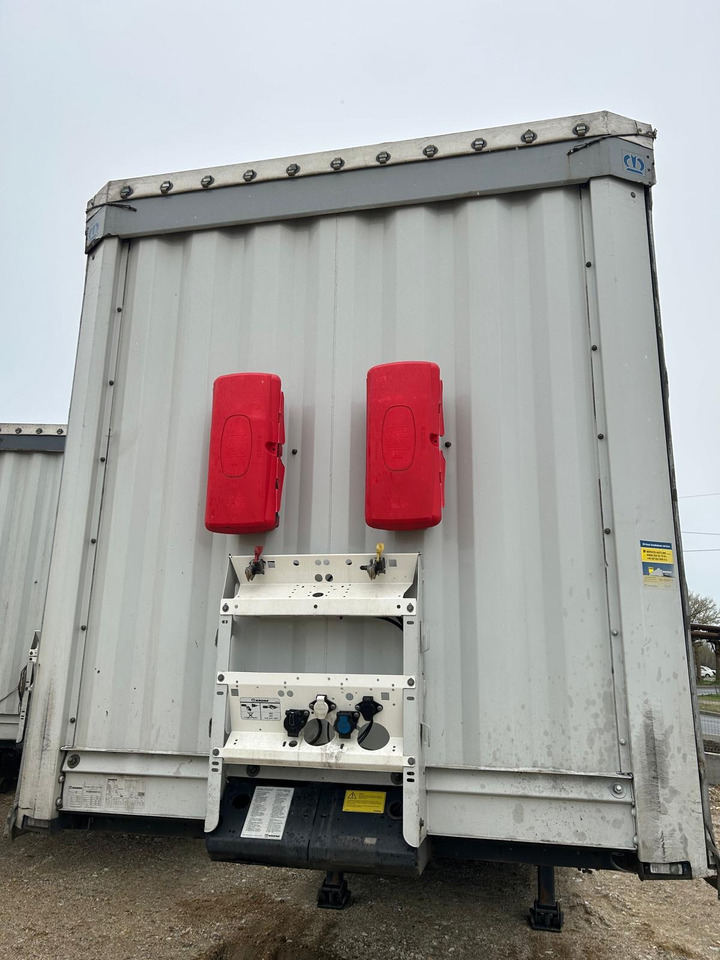 Krone SD - Curtainsider semi-trailer: picture 2 Krone SD - Curtainsider semi-trailer: picture 2