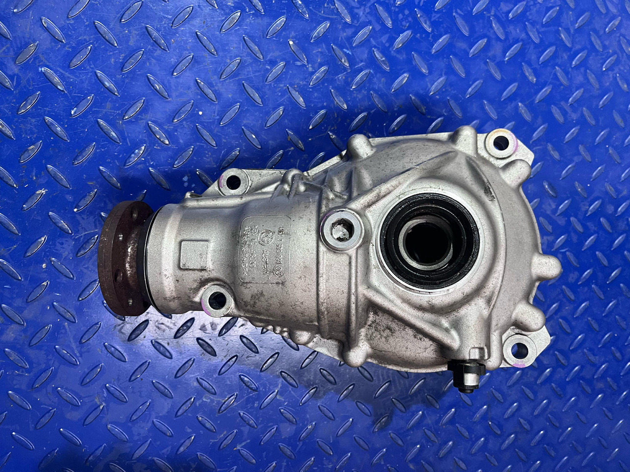 BMW Diferential Fata BMW 7600991 - Differential gear for Truck: picture 4 BMW Diferential Fata BMW 7600991 - Differential gear for Truck: picture 4