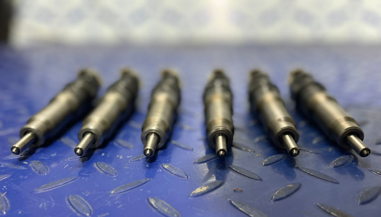 BOSCH A0030179112 - Injector: picture 2 BOSCH A0030179112 - Injector: picture 2