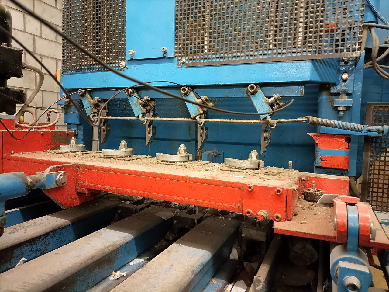Boa Continuu 25-LB-6 Carton Plasic Press 40 T - Industrial equipment: picture 2 Boa Continuu 25-LB-6 Carton Plasic Press 40 T - Industrial equipment: picture 2