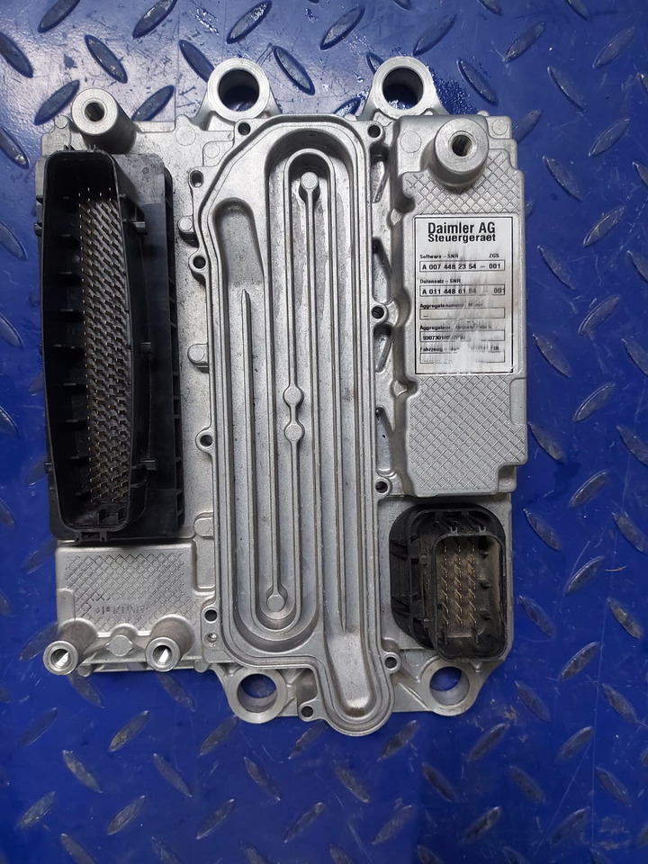 Mercedes Actros Atego ACM Euro 6 A0004465854 - ECU for Truck: picture 2 Mercedes Actros Atego ACM Euro 6 A0004465854 - ECU for Truck: picture 2