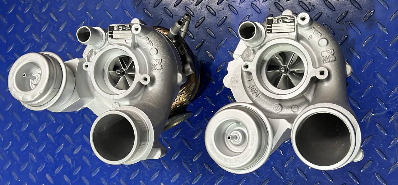 Mercedes Benz M177/M178 A1770905702+A1770905602 - Turbo: picture 2 Mercedes Benz M177/M178 A1770905702+A1770905602 - Turbo: picture 2