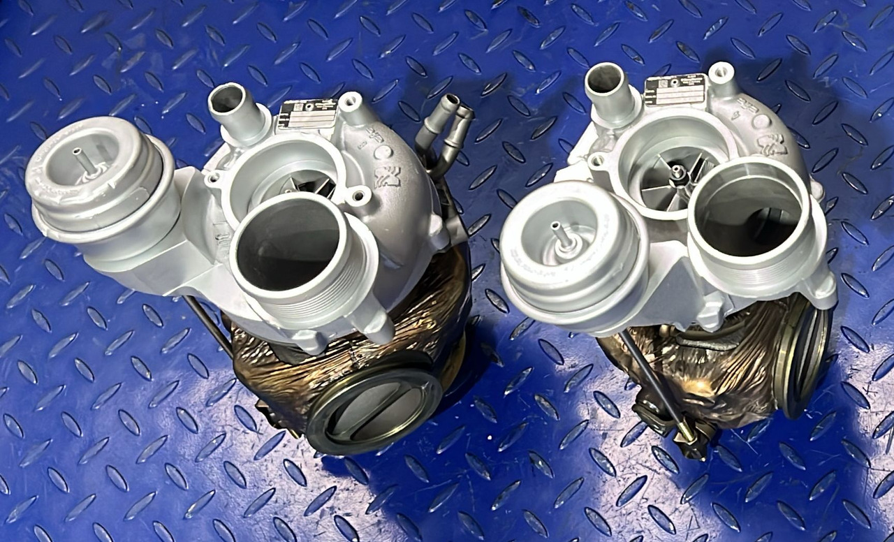 Mercedes Benz M177/M178 A1770905702+A1770905602 - Turbo: picture 1 Mercedes Benz M177/M178 A1770905702+A1770905602 - Turbo: picture 1