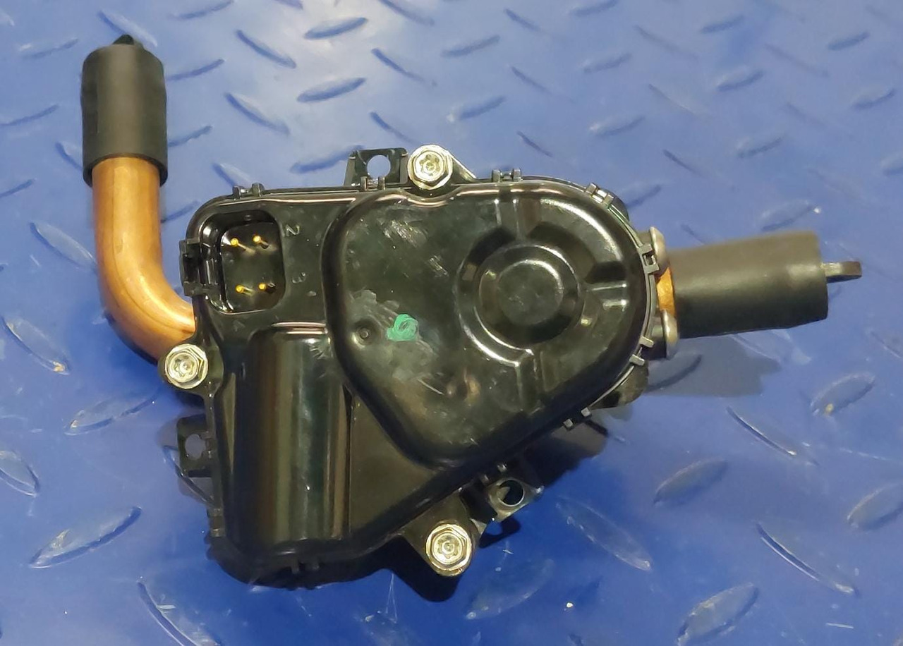 CATERPILLAR Ansamblu supapă-apă (electronic) CAT 355-0561 - Spare parts for Construction machinery: picture 3 CATERPILLAR Ansamblu supapă-apă (electronic) CAT 355-0561 - Spare parts for Construction machinery: picture 3
