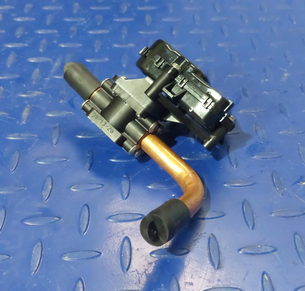 CATERPILLAR Ansamblu supapă-apă (electronic) CAT 355-0561 - Spare parts for Construction machinery: picture 1 CATERPILLAR Ansamblu supapă-apă (electronic) CAT 355-0561 - Spare parts for Construction machinery: picture 1