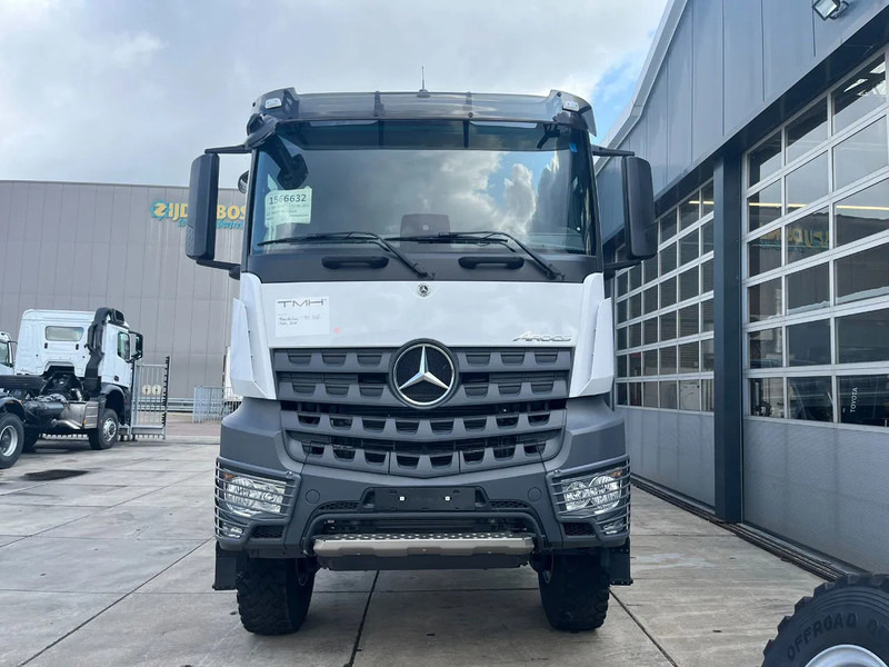 New Curtainsider truck Mercedes-Benz Arocs 3340 A 6x6 Cargo Truck: picture 9 New Curtainsider truck Mercedes-Benz Arocs 3340 A 6x6 Cargo Truck: picture 9
