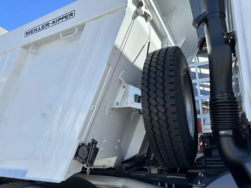 Lease a Mercedes-Benz Arocs 4140 K 8x4 Meiller Tipper Mercedes-Benz Arocs 4140 K 8x4 Meiller Tipper: picture 19