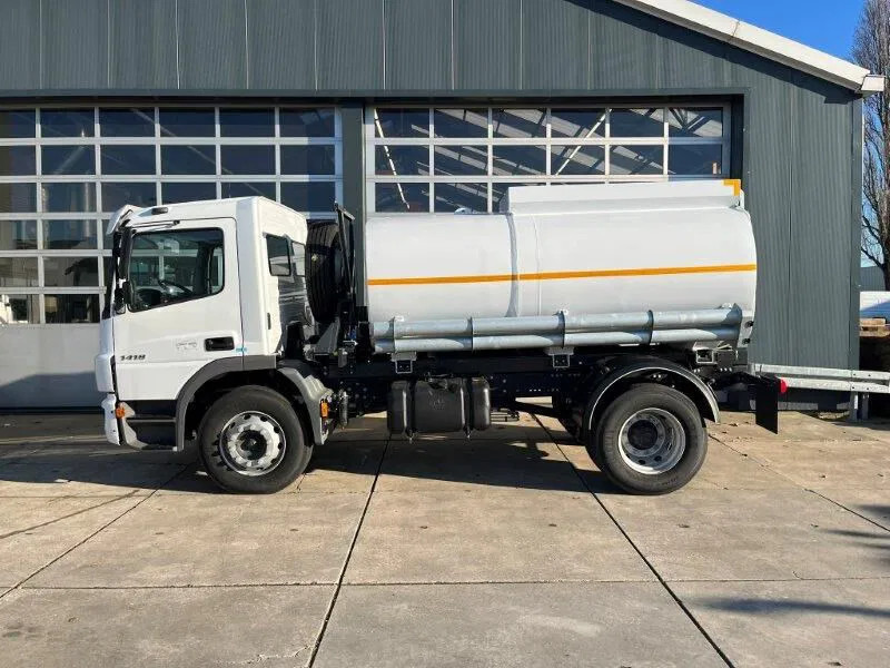 Mercedes-Benz Atego 1418 4x2 Fuel Tank Truck - Tank truck: picture 2 Mercedes-Benz Atego 1418 4x2 Fuel Tank Truck - Tank truck: picture 2