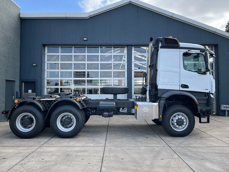 New Tractor unit Mercedes-Benz Arocs 4058 AS 6x6 Tractor Head 180T Push Pull EURO-5: picture 7