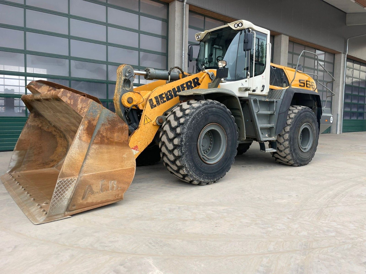 Liebherr L566 - Wheel loader: picture 5 Liebherr L566 - Wheel loader: picture 5