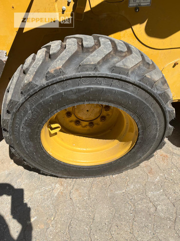 Cat 236D - Skid steer loader: picture 3 Cat 236D - Skid steer loader: picture 3