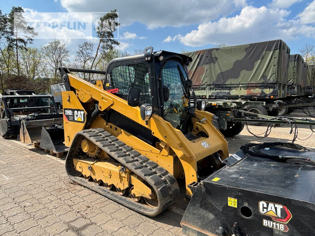 Cat 299DXHP - Skid steer loader: picture 2 Cat 299DXHP - Skid steer loader: picture 2