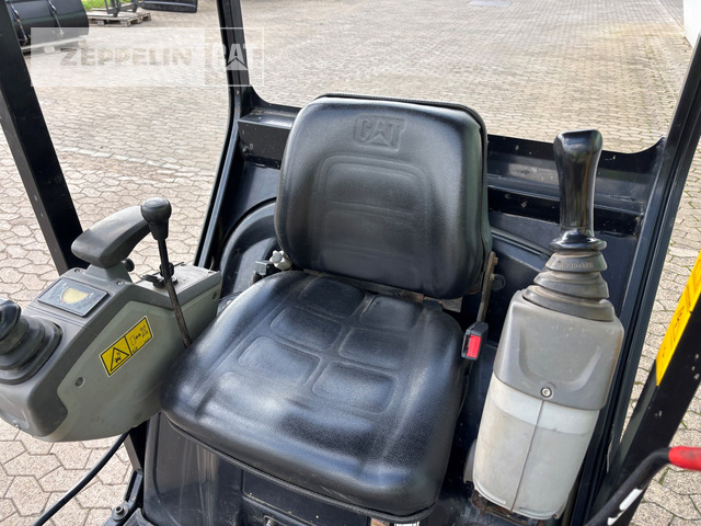 Lease a Cat 301.4C Cat 301.4C: picture 16