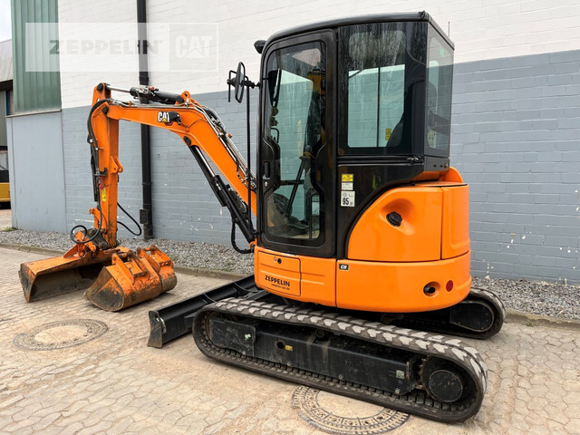 Cat 303.5ECR - Mini excavator: picture 3 Cat 303.5ECR - Mini excavator: picture 3
