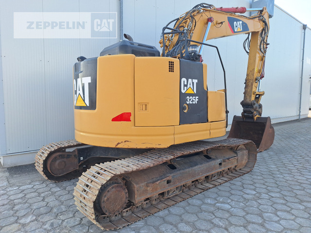 Cat 325FL - Crawler excavator: picture 3 Cat 325FL - Crawler excavator: picture 3