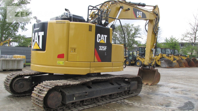 Cat 325FL - Crawler excavator: picture 1 Cat 325FL - Crawler excavator: picture 1