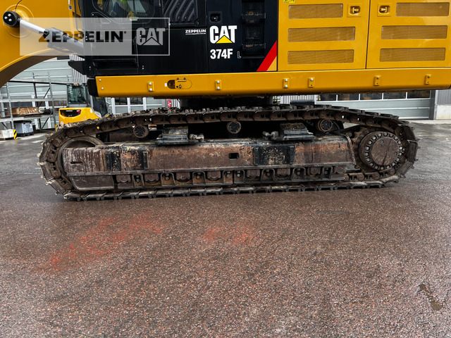 Crawler excavator Cat 374FL: picture 9