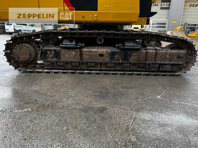 Crawler excavator Cat 374FL: picture 20
